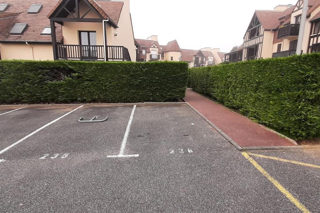 Stigi, Duplex De Standing A 100M De La Mer Ouistreham Exterior photo